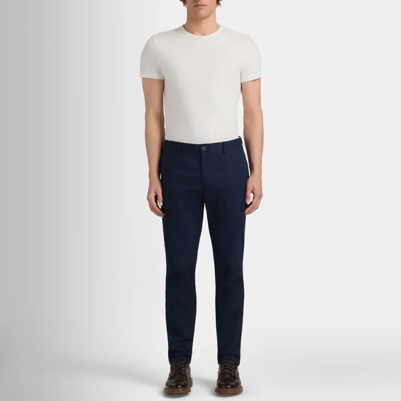Club Monaco Connor Chino - Picture 1 of 2